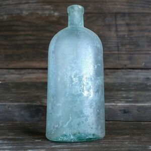 ⏳️Vintage⏳️Lydia Pinkham’s Vegetable Compound Clear Aqua Antique Bottle